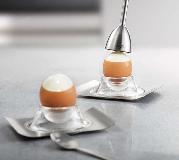 Gefu Egg cracker with salt shaker - 2