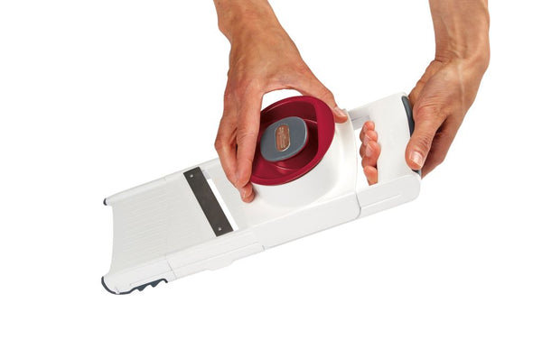 Zyliss 4-in-1 Slicer/Grater - White and red (1mm and 3mm) - 2