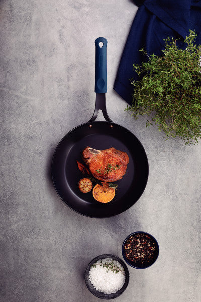 Tramontina Professional Iron Skillet Frying Pan - 30cm - 3