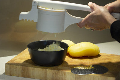 Cuisena Potato Ricer With 3 Stainless Steel Discs - 2