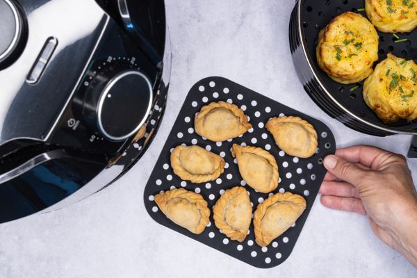 Cuisena Air Fryer Silicone Square Mat Black & Grey 18.5cm Set/2 - 2