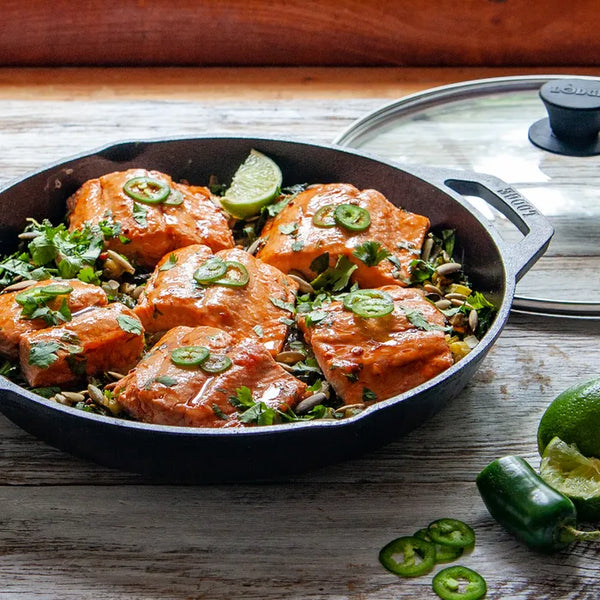 Lodge Chef Collection Cast Iron Induction Pan with Glass Lid - 30cm - 2