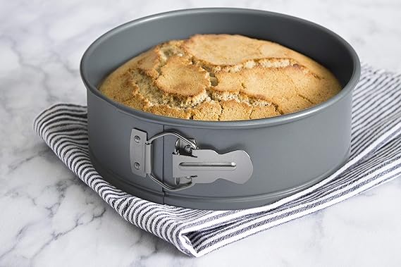 Cake Tins & Pans