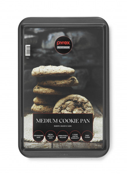 Pyrex Platinum Medium Cookie Pan - 38.8cm x 26.1cm x 1.5cm - 1