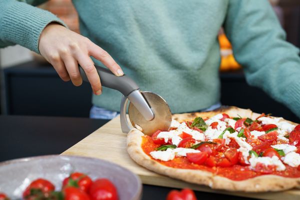Zyliss Pizza & Pastry Cutter - 3