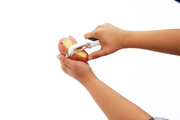 Zyliss Smooth Glide Swivel Peeler - 3