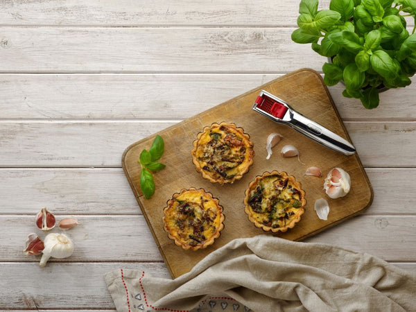 Zyliss Easy Release Garlic Press - Silver and Red - 2