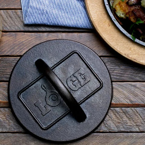 Lodge Cast Iron Burger Press - 16cm - 2