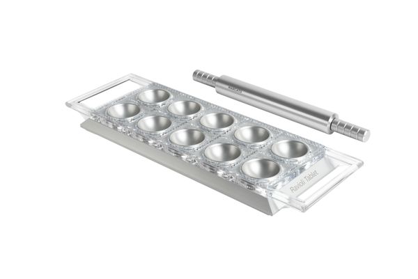 Marcato Ravioli Tablet w/Rolling Pin - Silver - 3