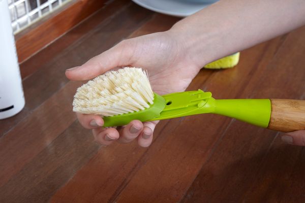 Full Circle Suds Up Soap Dispensing Dish Brush - White - 3