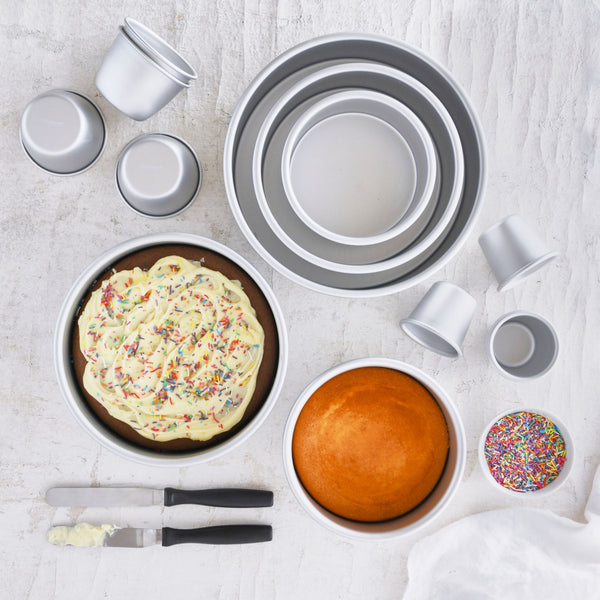 Bakemaster Silver Anodised Round Cake Pan 17.5 x 7.5cm - 1