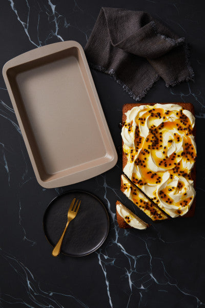 Stanley Rogers Ceramabake Rectangle Cake Pan 28x18cm - 1