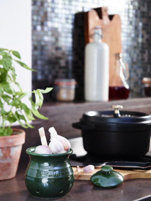 Staub Cast Iron Round Cocotte Black - 26cm - 1