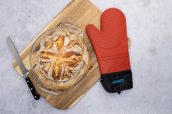 Cuisena Silicone & Fabric Oven Glove - Red - 1