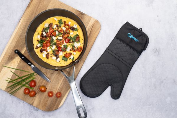 Cuisena Silicone & Fabric Oven Glove - Black - 3