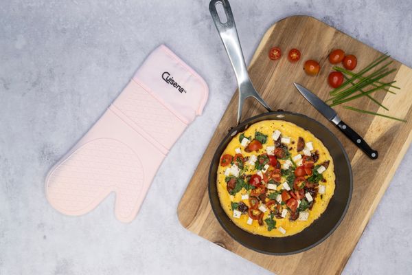 Cuisena Silicone & Fabric Oven Glove - Pale Pink - 3