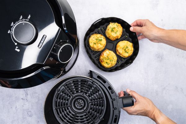 Cuisena Air Fryer Silicone Square Basket Black 21cm - 3