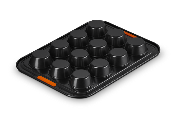 Le Creuset 12 Cup Muffin Tray - 2