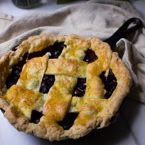 Lodge Cast Iron Skillet – 22cm × 4.5cm - 1