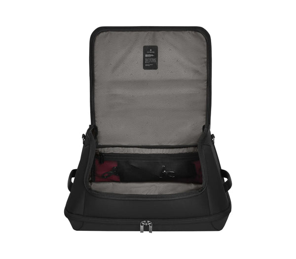Victorinox Crosslight Duffel with Zipped Base Compartment - 37L - 2