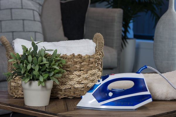 Westinghouse Opti-Glide Steam Iron - 260ml Water Tank - 1