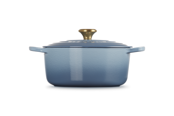 Le Creuset Cast Iron Round Casserole with Signature Knob - 26cm - 2